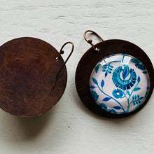 Load image into Gallery viewer, Round Copper Earrings with Glass - Chintz
