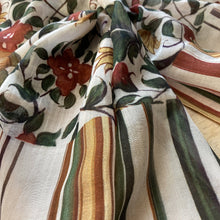 Load image into Gallery viewer, Scarf Chanderi - ۢMural, Karauli City Palace