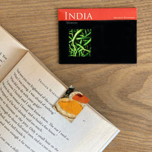 Load image into Gallery viewer, Magnetic Bookmarks set of 2 - Chillies and Spices
