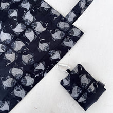 Load image into Gallery viewer, Folding Bag - Madhubani Fish
