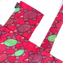 Load image into Gallery viewer, Folding Bag - Gond Turtles
