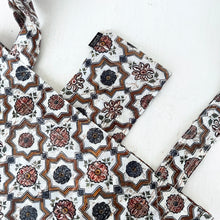 Load image into Gallery viewer, Folding Bag - Tipu&#39;s Summer Palace
