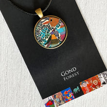 Load image into Gallery viewer, Art Pendants 25 mm - Gond - Forest
