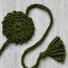 Load image into Gallery viewer, Rakhi - Mandala - Crochet - Green
