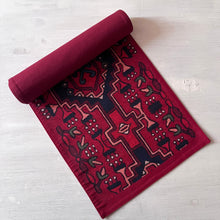 Load image into Gallery viewer, Table Runner - Aari 58 X 12 in
