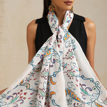 Load image into Gallery viewer, Scarf Crepe - Gulistan Flowers
