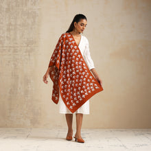 Load image into Gallery viewer, Cape Shrug - Birds Warli
