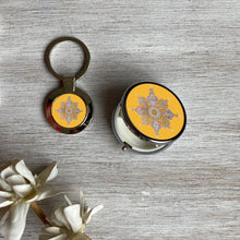 Load image into Gallery viewer, Gift Set  -  Keyring and Pill Box - Nahargarh
